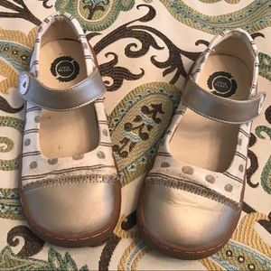 Girl’s Livie and Luca shoes size 13